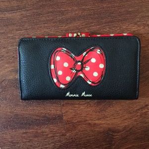Minnie mouse clutch
